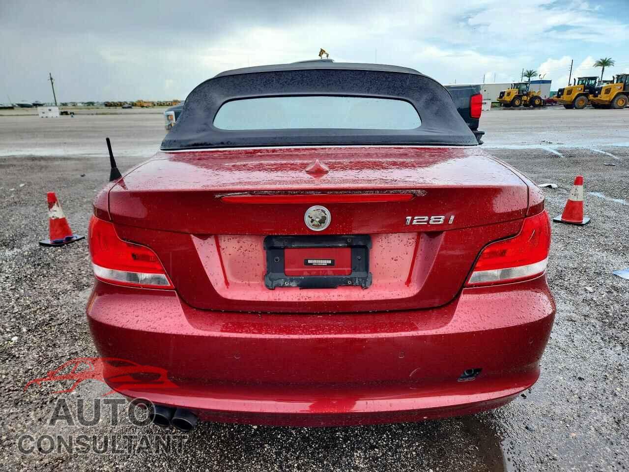 BMW 1 SERIES 2012 - WBAUL7C58CVM83038