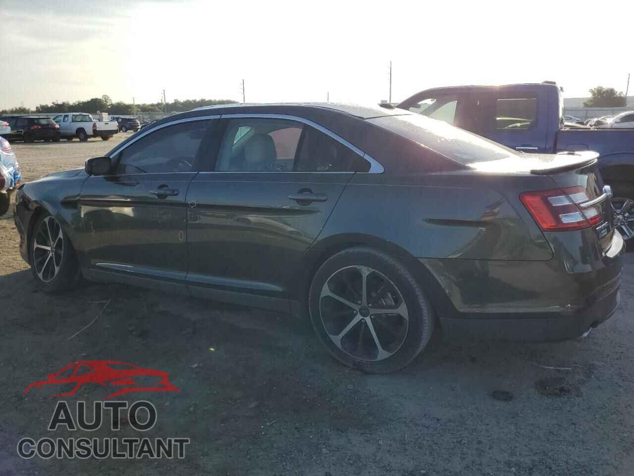 FORD TAURUS 2016 - 1FAHP2E88GG134108