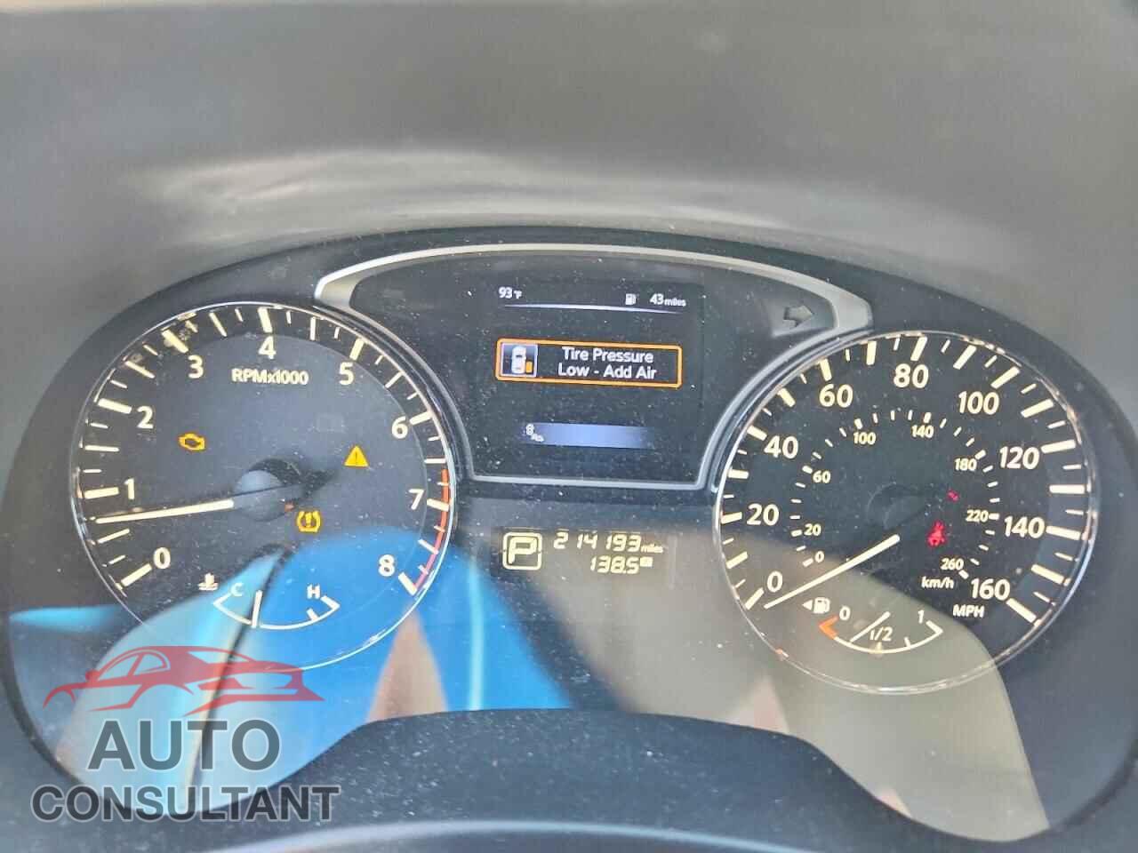 NISSAN PATHFINDER 2015 - 5N1AR2MN3FC609596