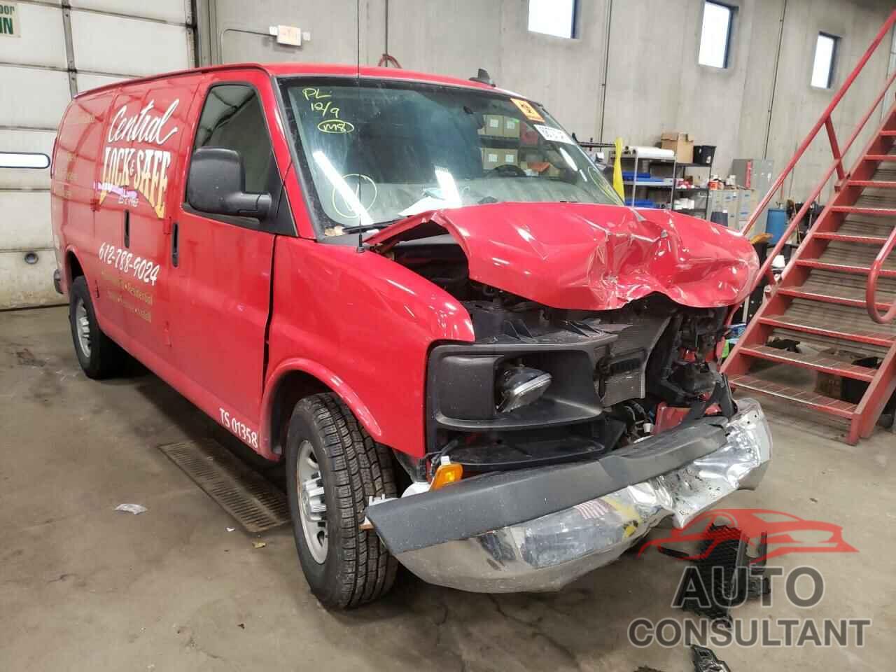 CHEVROLET EXPRESS 2017 - 1GCWGAFF5H1137593