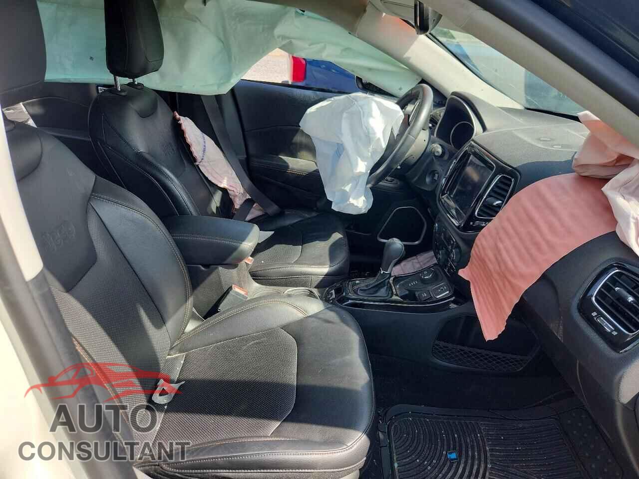 JEEP COMPASS 2017 - 3C4NJDCB7HT656685