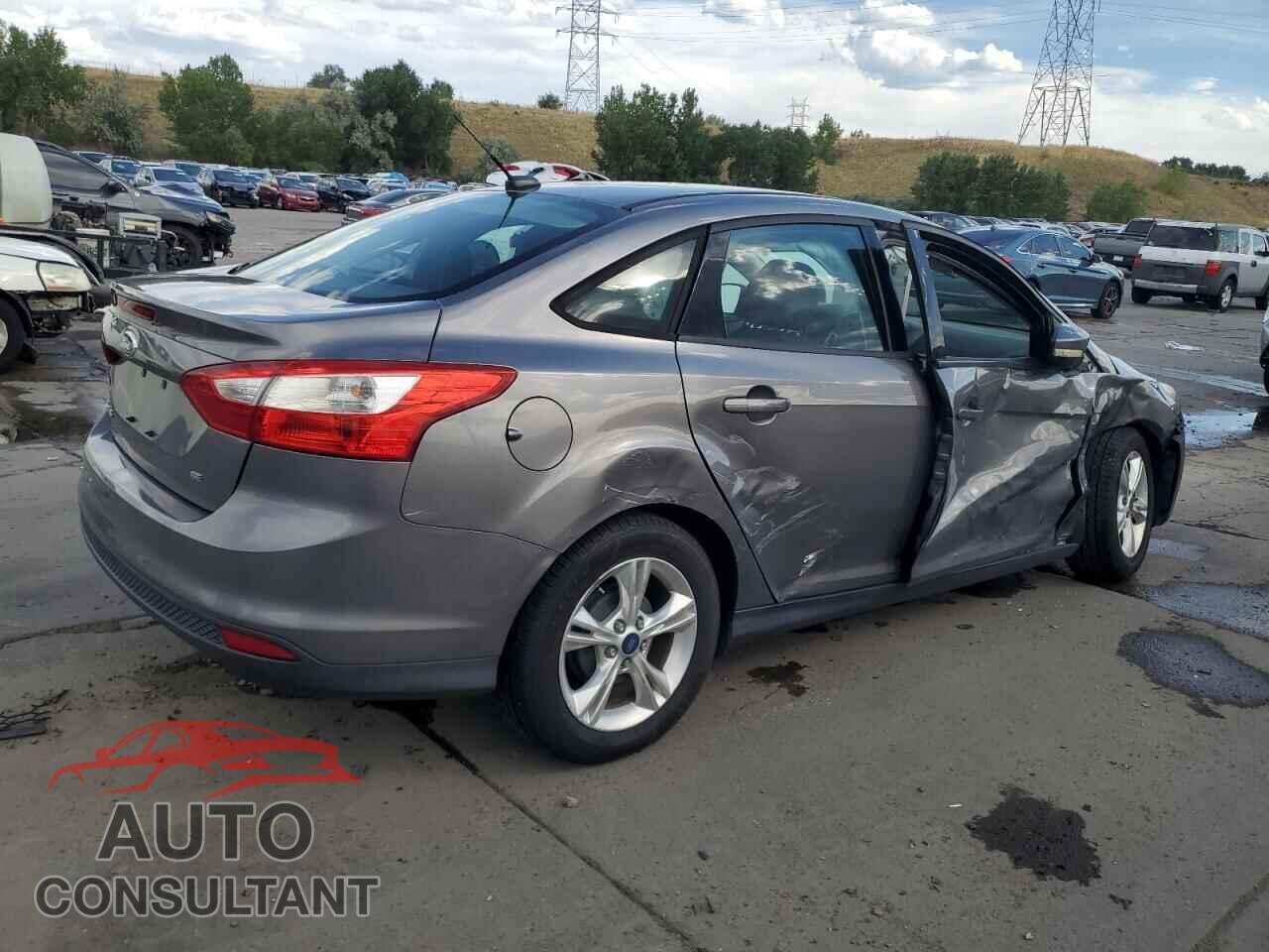 FORD FOCUS 2014 - 1FADP3F2XEL180977