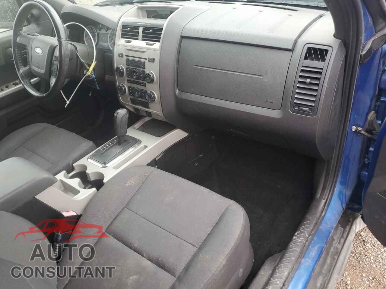 FORD ESCAPE 2011 - 1FMCU0DG9BKC10141
