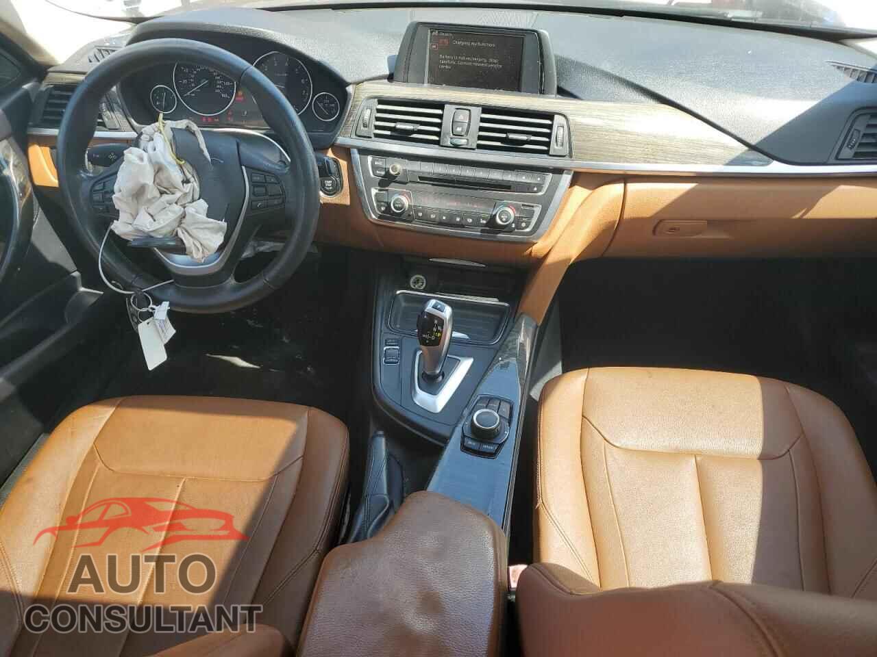 BMW 3 SERIES 2012 - WBA3A5C5XCF257499