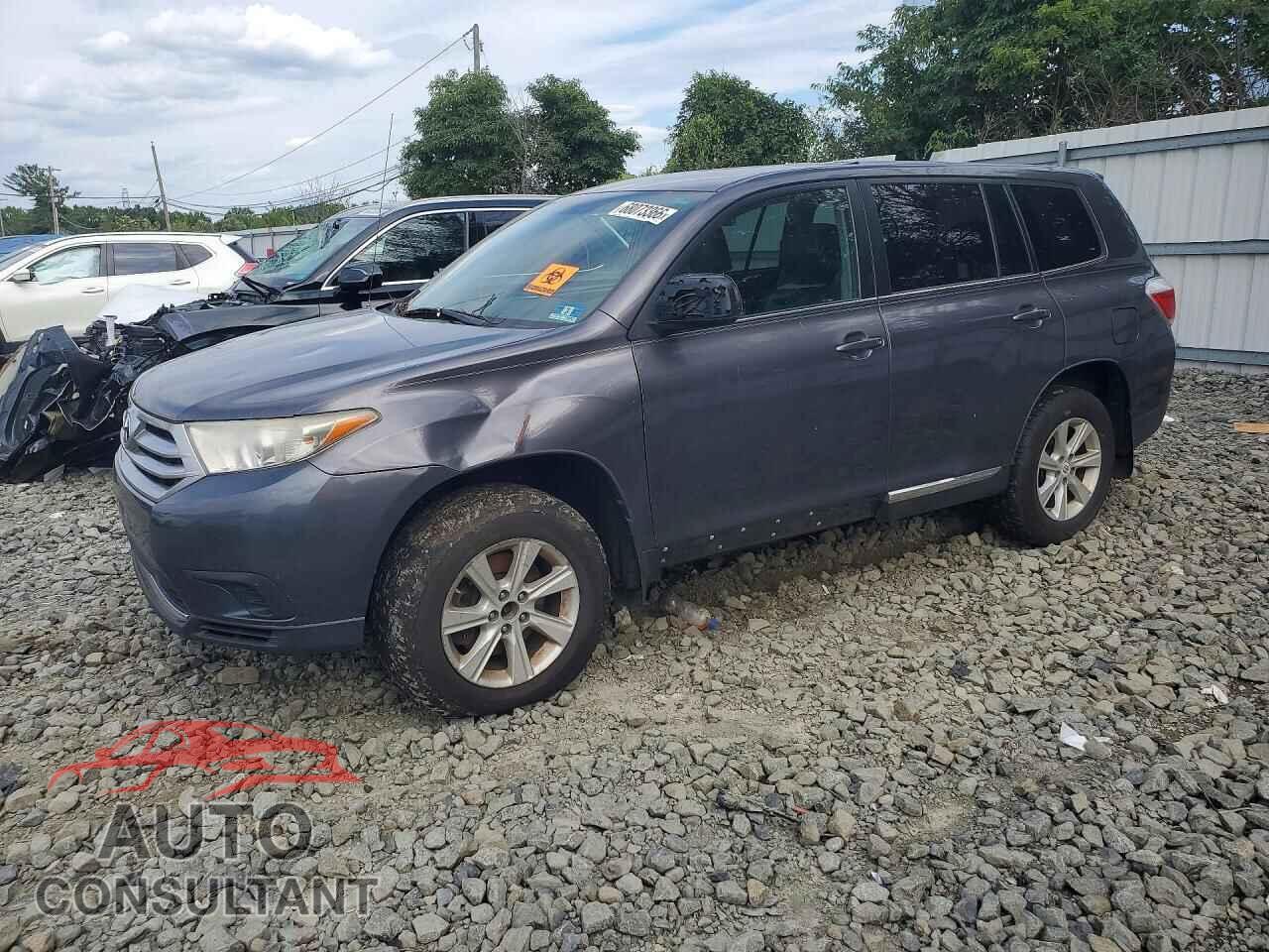 TOYOTA HIGHLANDER 2012 - 5TDBK3EH1CS133435