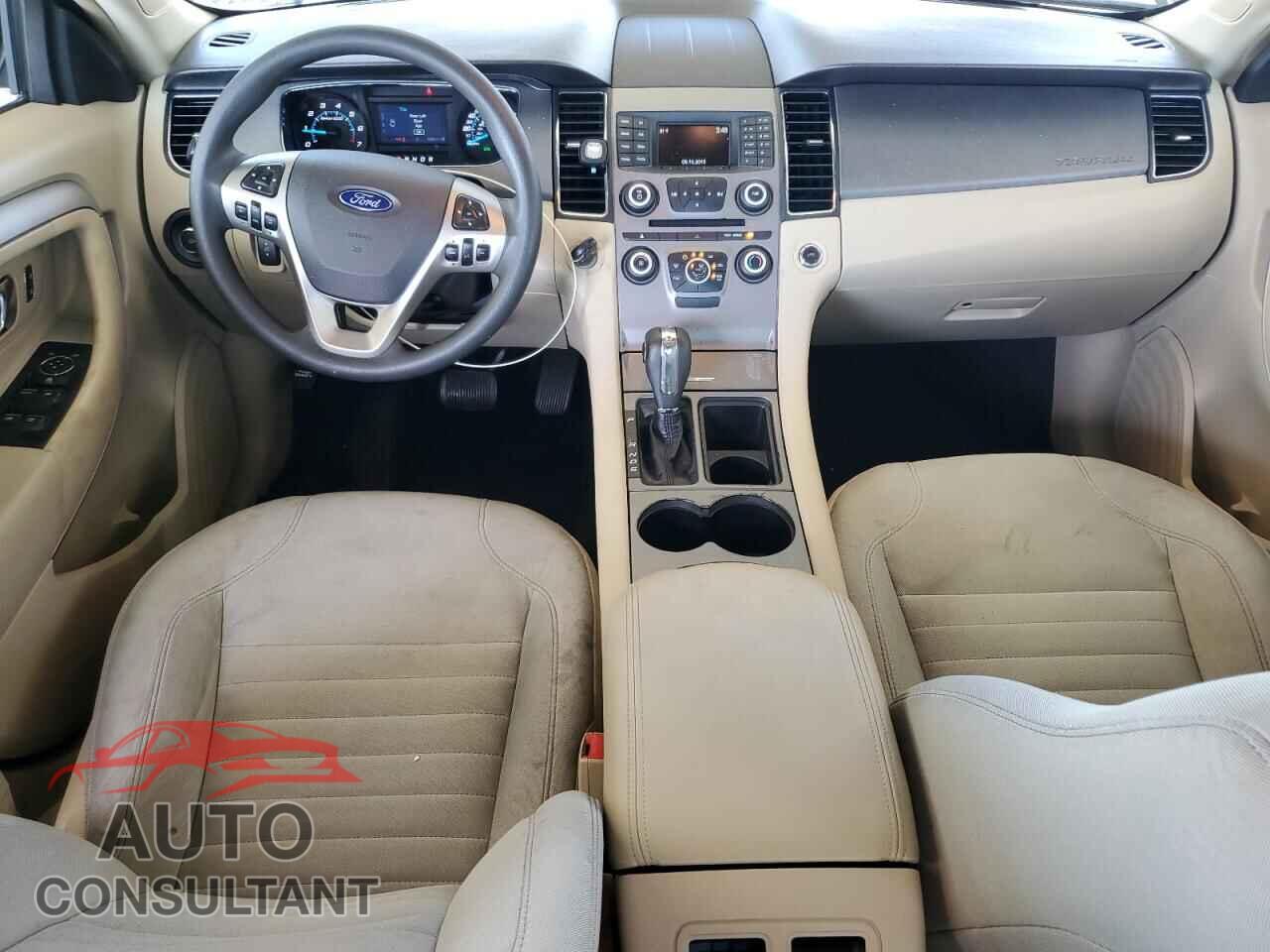FORD TAURUS 2018 - 1FAHP2D8XJG123586