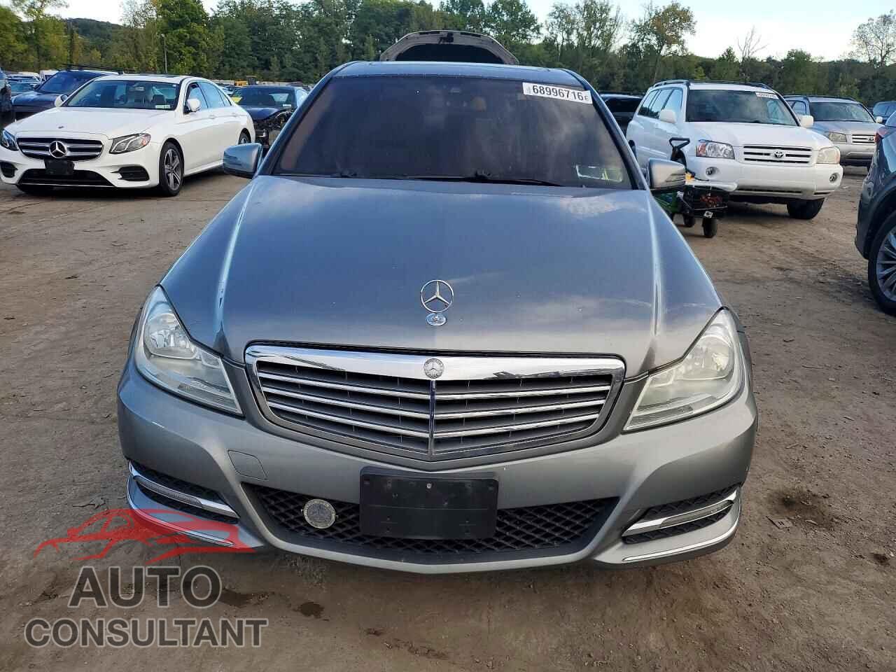 MERCEDES-BENZ C-CLASS 2013 - WDDGF8AB7DA817760