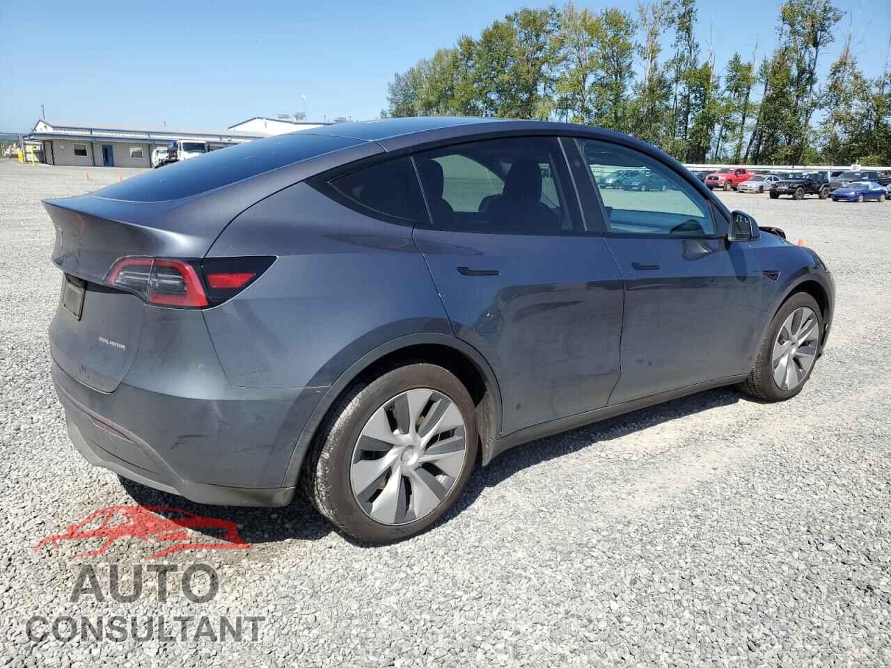 TESLA MODEL Y 2023 - 7SAYGDEE0PF802640