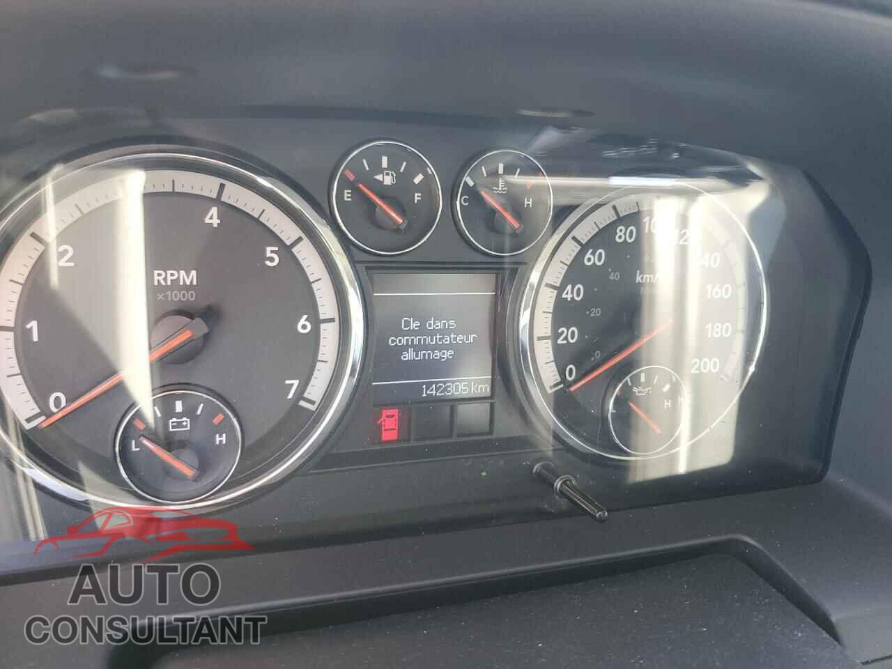 DODGE RAM 1500 2012 - 1C6RD7NT8CS111192
