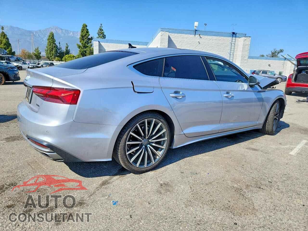 AUDI A5 2021 - WAUCBCF55MA013335