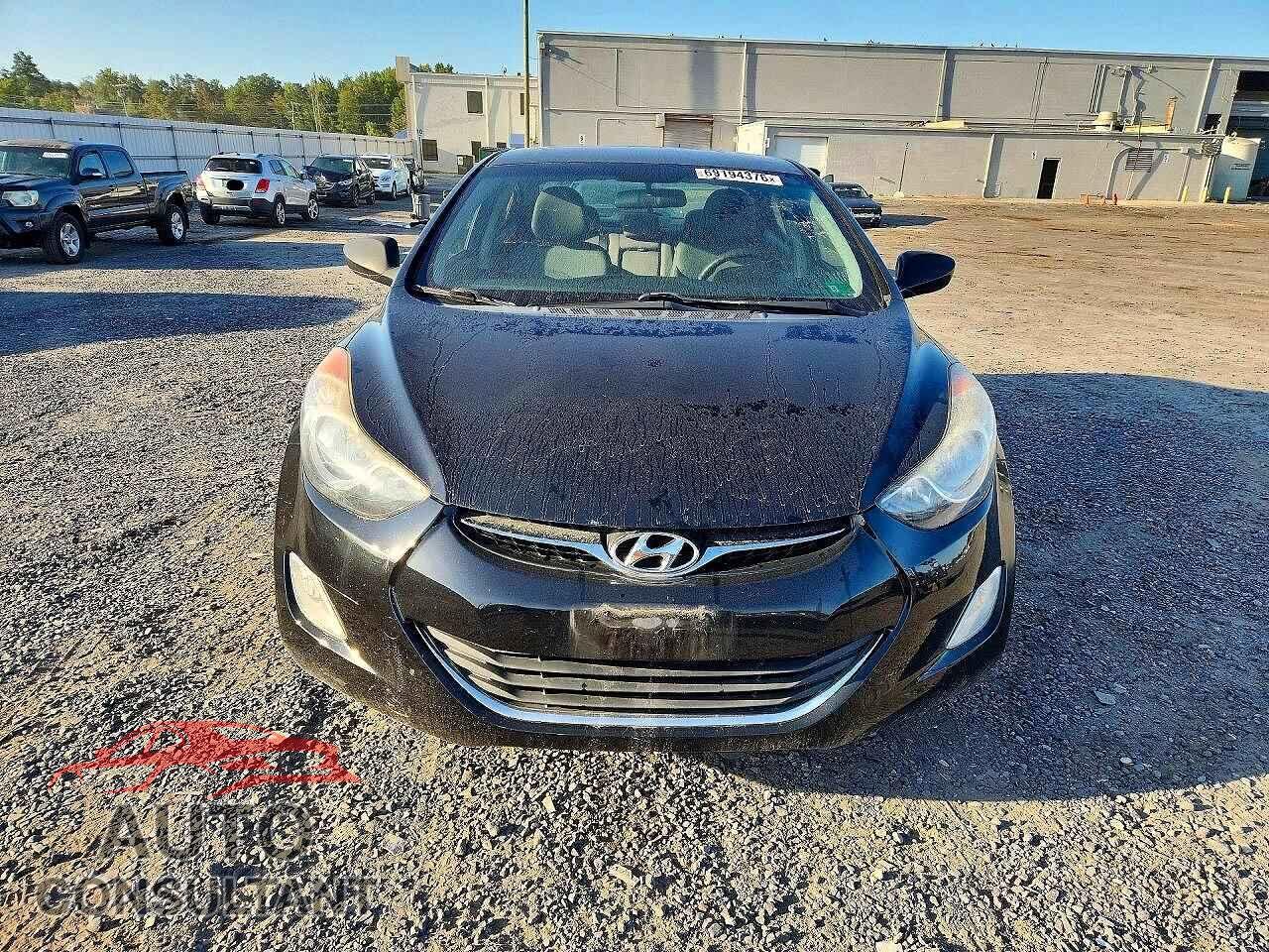 HYUNDAI ELANTRA 2012 - 5NPDH4AE4CH123741