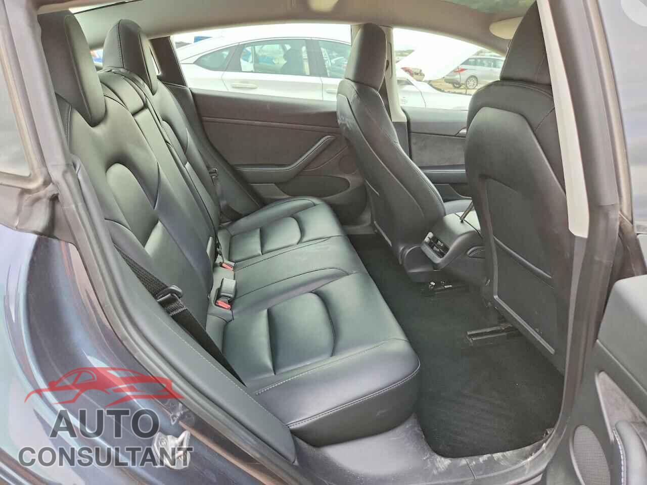 TESLA MODEL 3 2023 - 5YJ3E1EA0PF406670