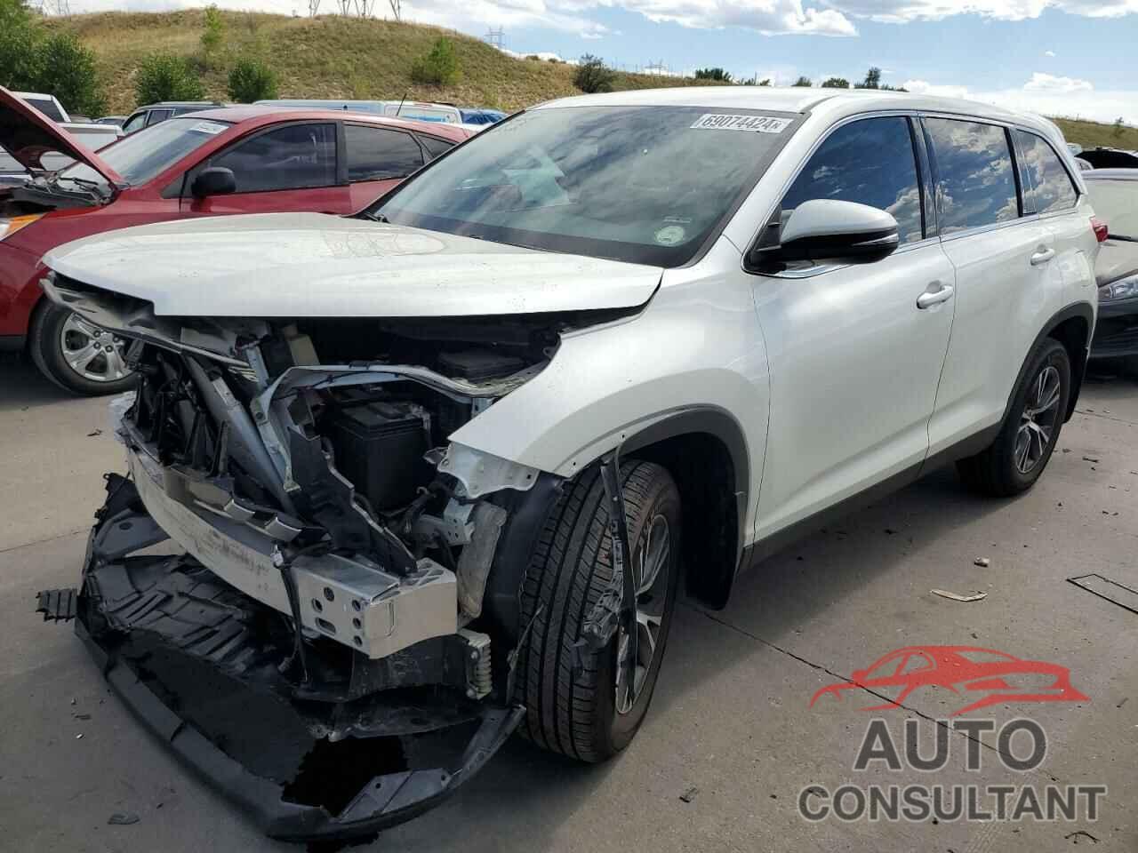 TOYOTA HIGHLANDER 2019 - 5TDBZRFH8KS731002