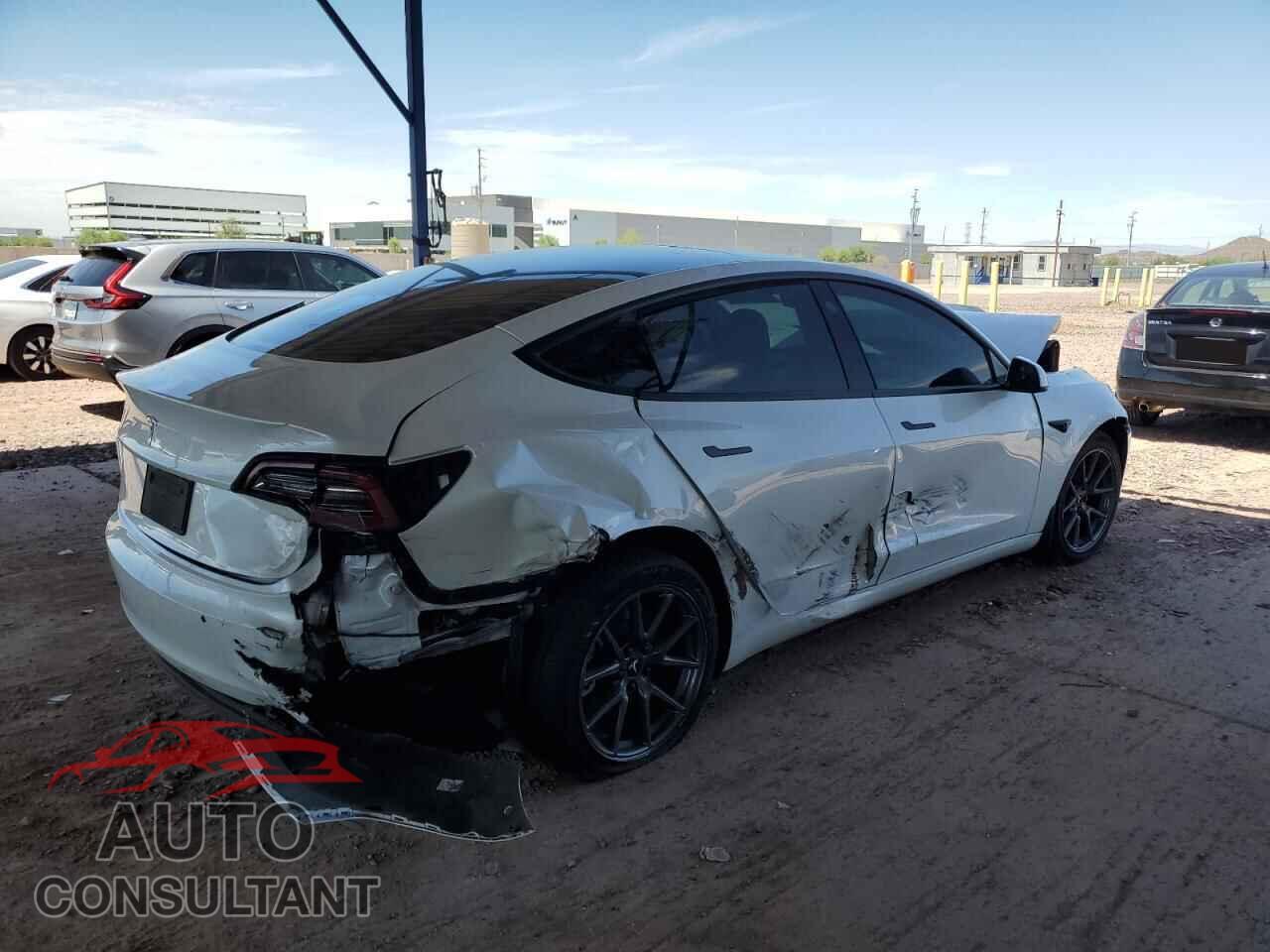 TESLA MODEL 3 2022 - 5YJ3E1EA0NF314875