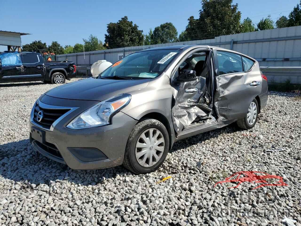 NISSAN VERSA 2015 - 3N1CN7AP9FL818912