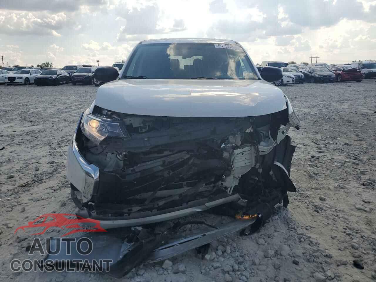 MITSUBISHI OUTLANDER 2017 - JA4AD2A38HZ063247