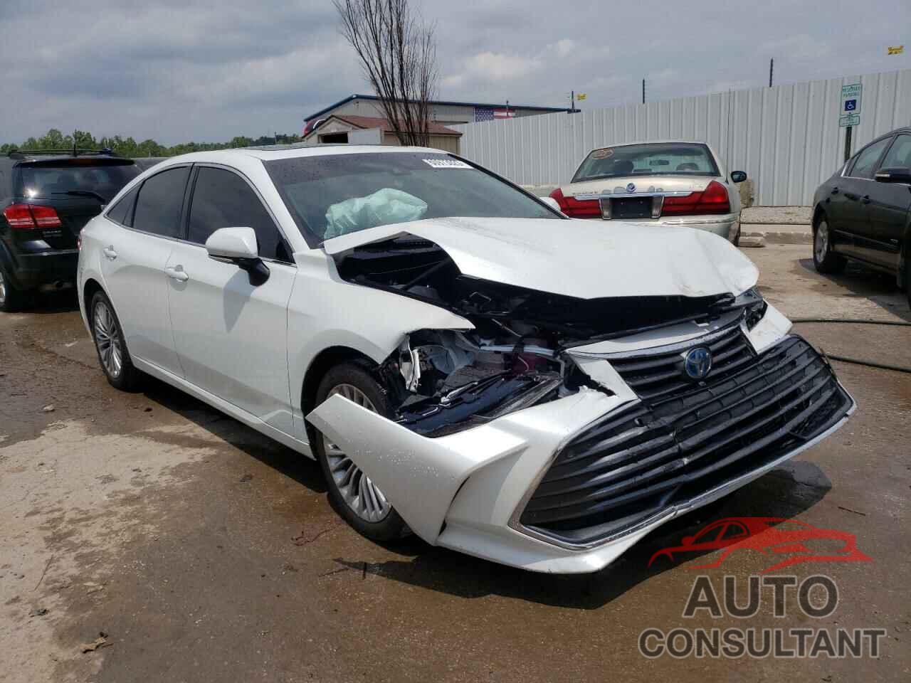 TOYOTA AVALON 2022 - 4T1DA1AB9NU011840