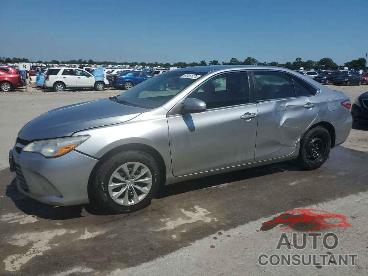 TOYOTA CAMRY 2016 - 4T4BF1FK2GR519917