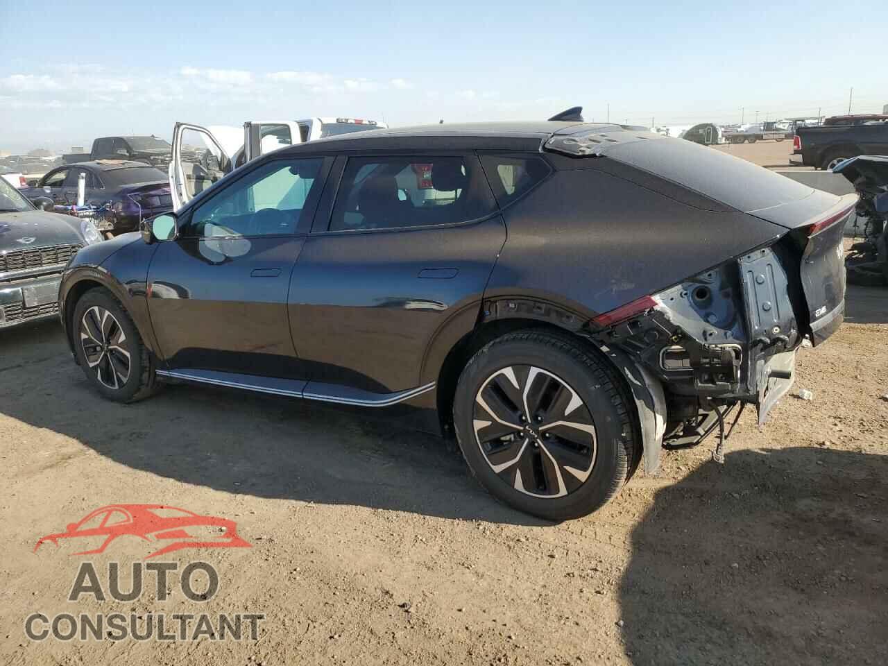 KIA EV6 LIGHT 2022 - KNDC3DLC6N5043656