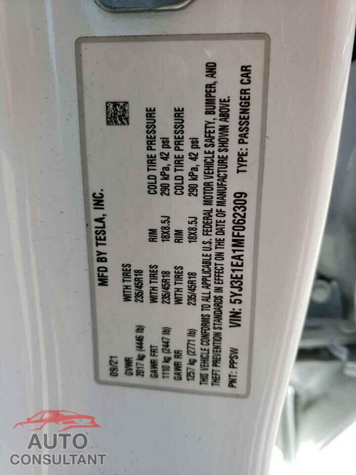 TESLA MODEL 3 2021 - 5YJ3E1EA1MF062309