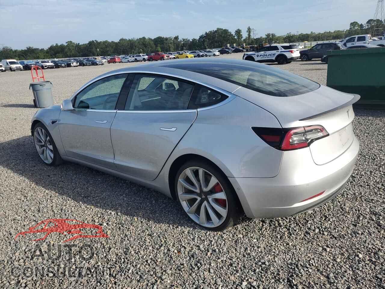 TESLA MODEL 3 2018 - 5YJ3E1EB2JF083335