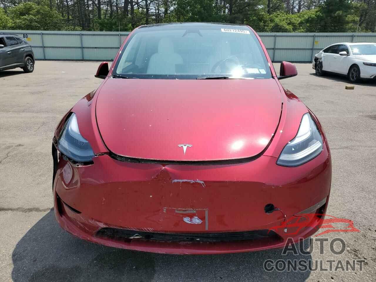 TESLA MODEL Y 2024 - 7SAYGDEE5RA305759