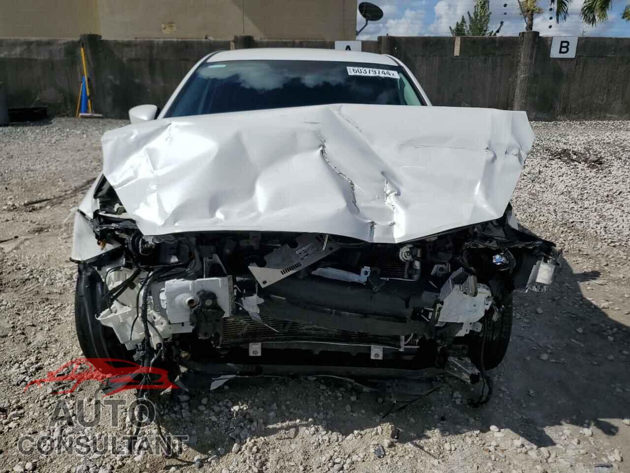 MAZDA 3 2017 - 3MZBN1K70HM103600