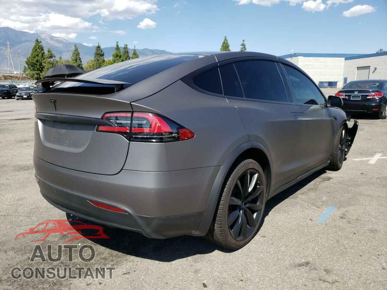 TESLA MODEL X 2018 - 5YJXCDE2XJF089134