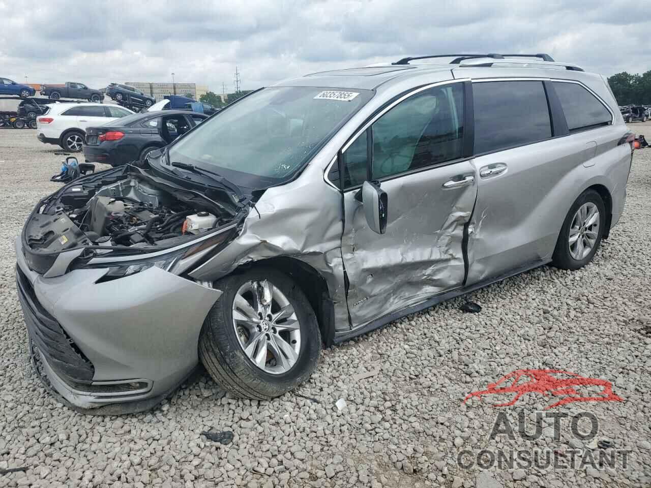 TOYOTA SIENNA 2021 - 5TDZSKFC4MS022925