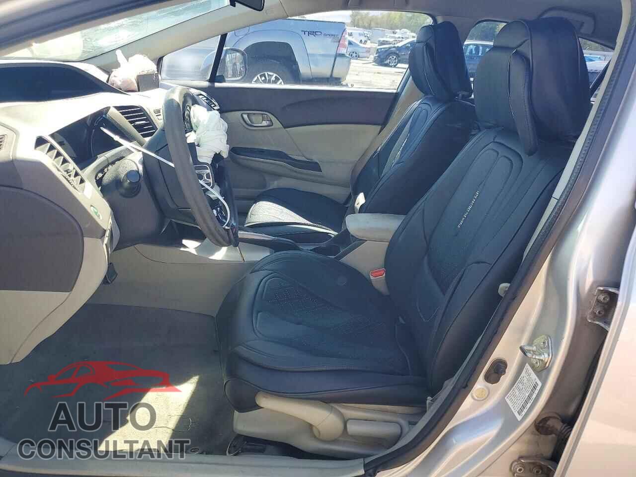 HONDA CIVIC 2012 - 2HGFB2F56CH608433