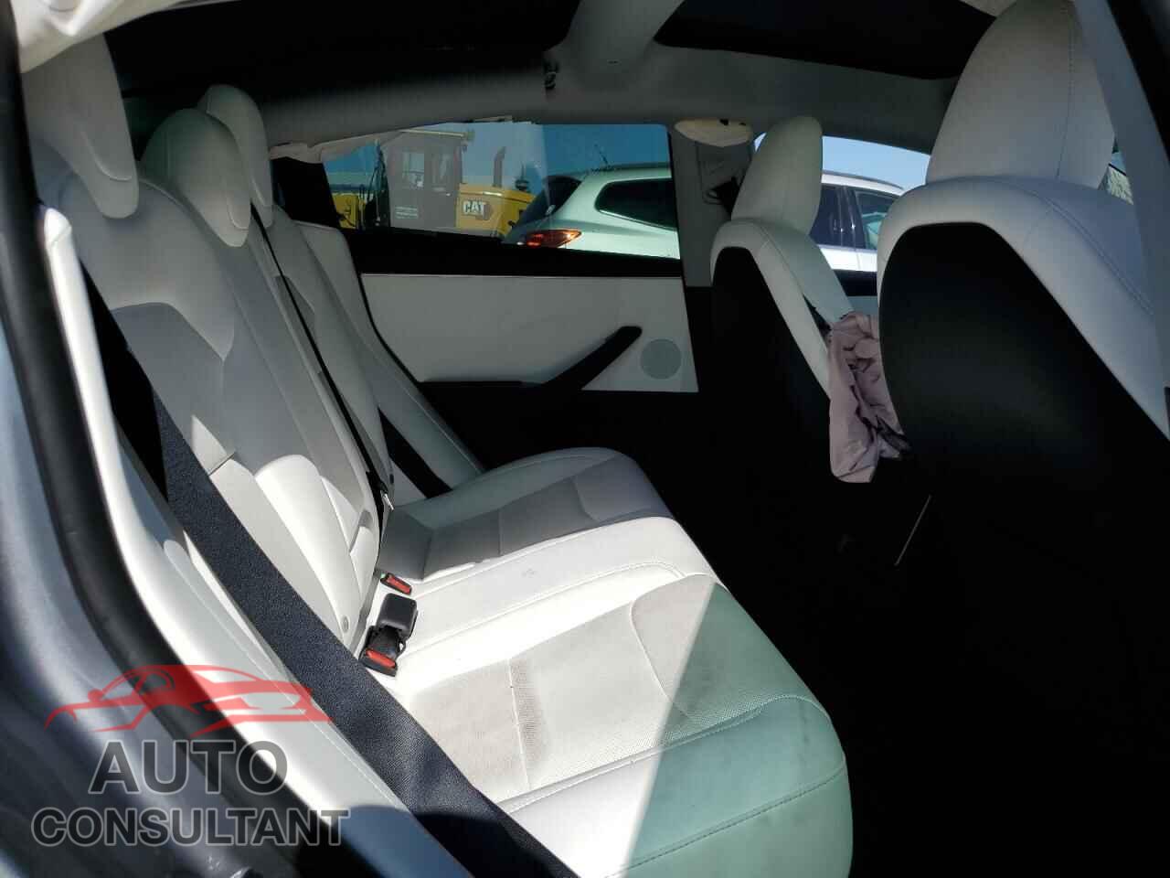 TESLA MODEL 3 2024 - 5YJ3E1EA1RF867248