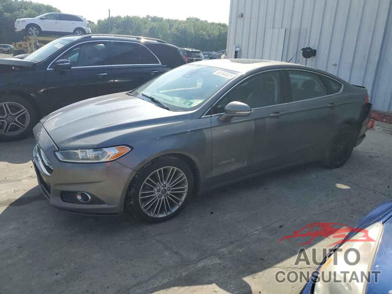 FORD FUSION 2013 - 3FA6P0LU8DR126848