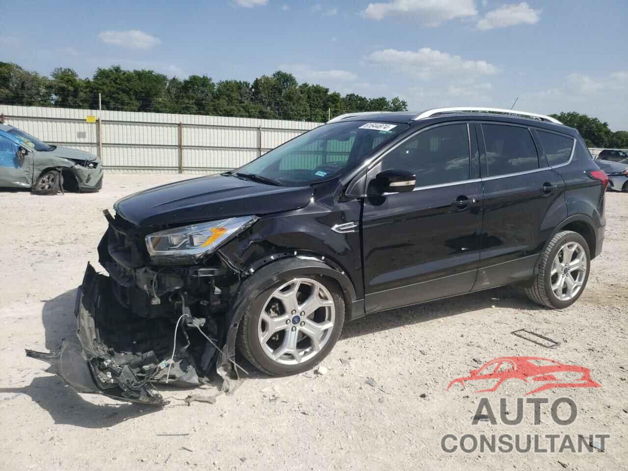 FORD ESCAPE 2019 - 1FMCU9J94KUA17667