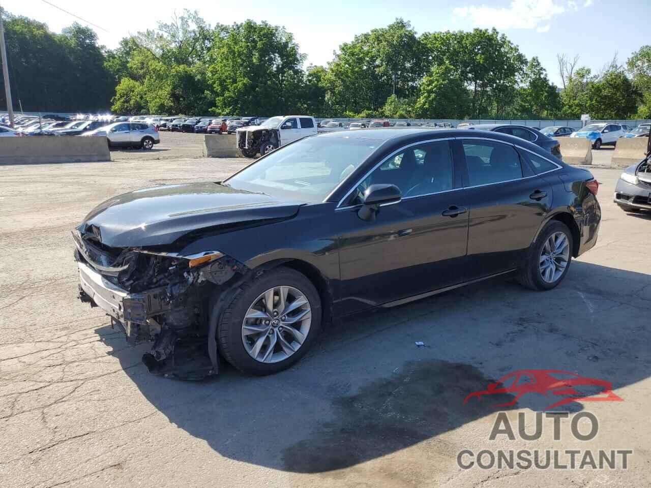 TOYOTA AVALON 2019 - 4T1BZ1FB6KU017809