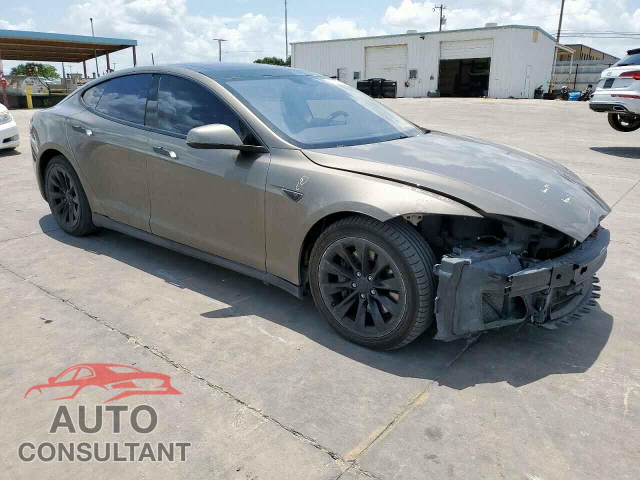 TESLA MODEL S 2015 - 5YJSA1H22FF093275