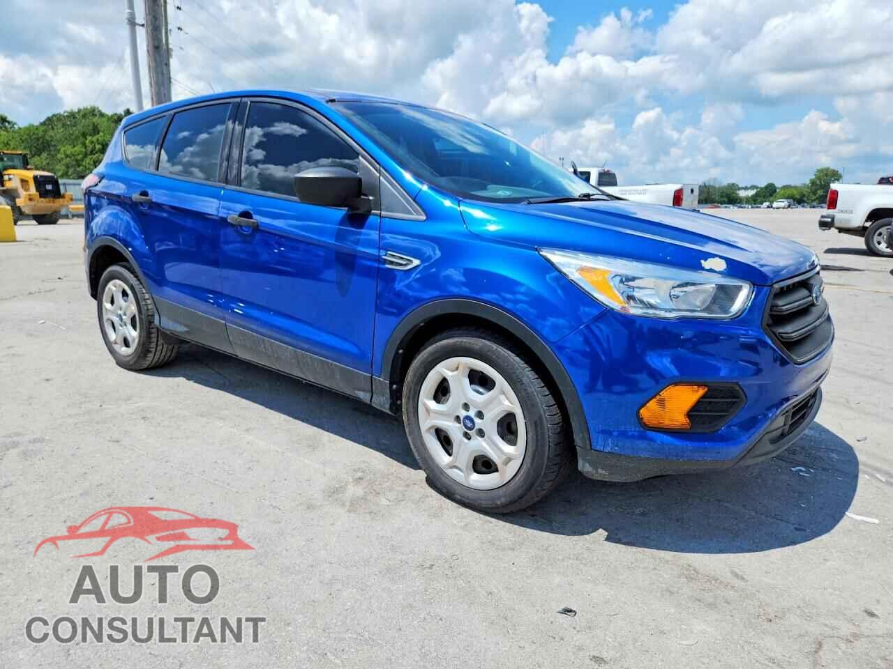 FORD ESCAPE 2017 - 1FMCU0F76HUD19456
