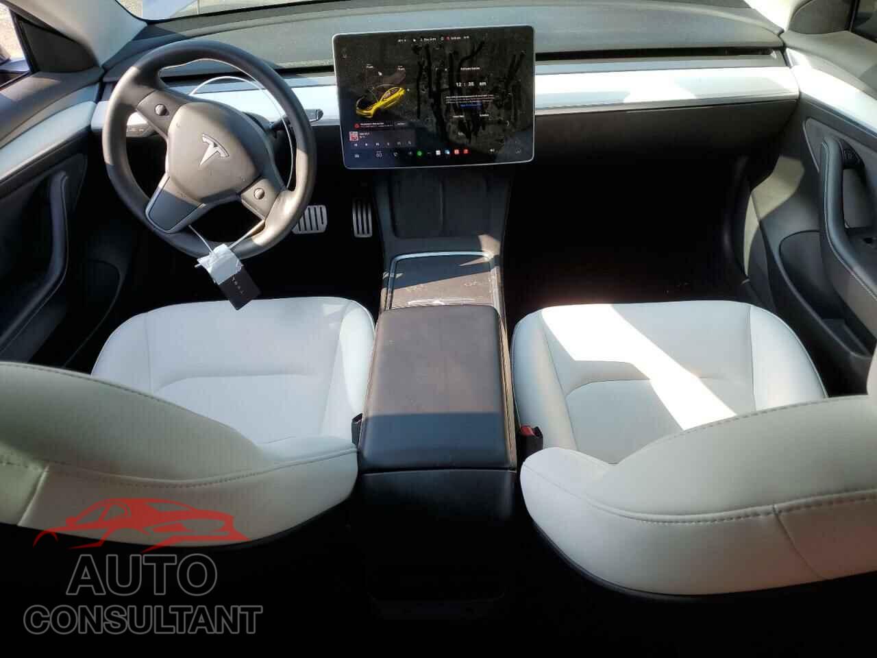 TESLA MODEL 3 2021 - 5YJ3E1EC2MF070873