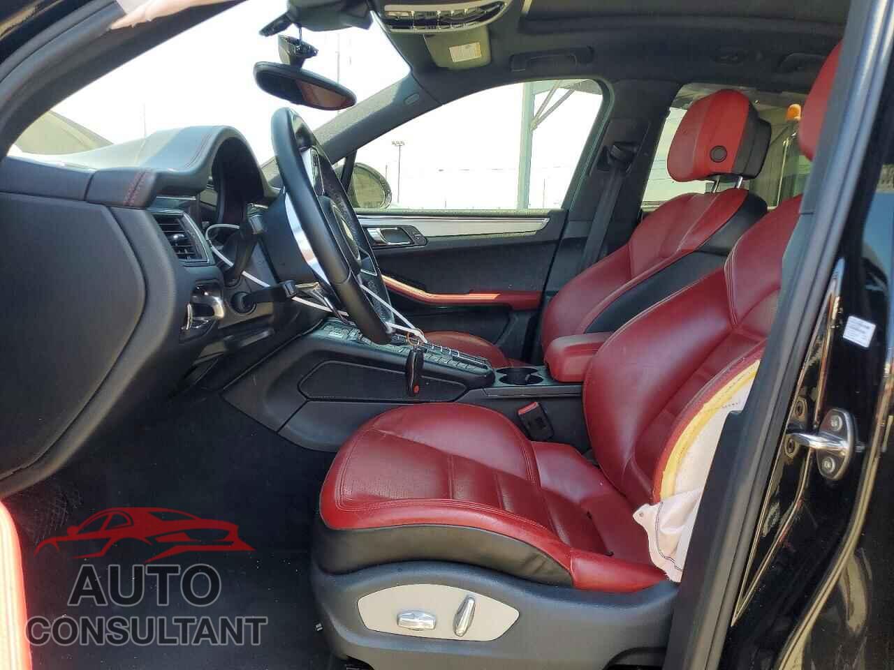 PORSCHE MACAN 2017 - WP1AG2A57HLB51139