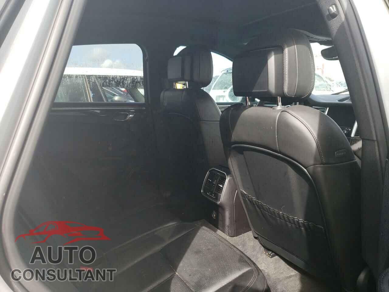 PORSCHE MACAN 2017 - WP1AB2A5XHLB21079