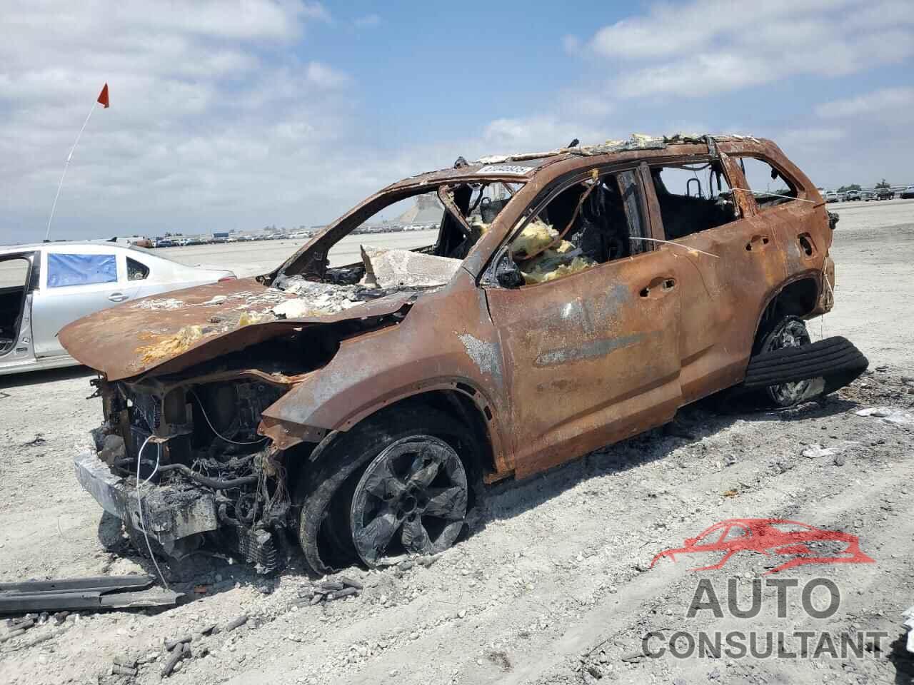 TOYOTA HIGHLANDER 2019 - 5TDDGRFH7KS075194