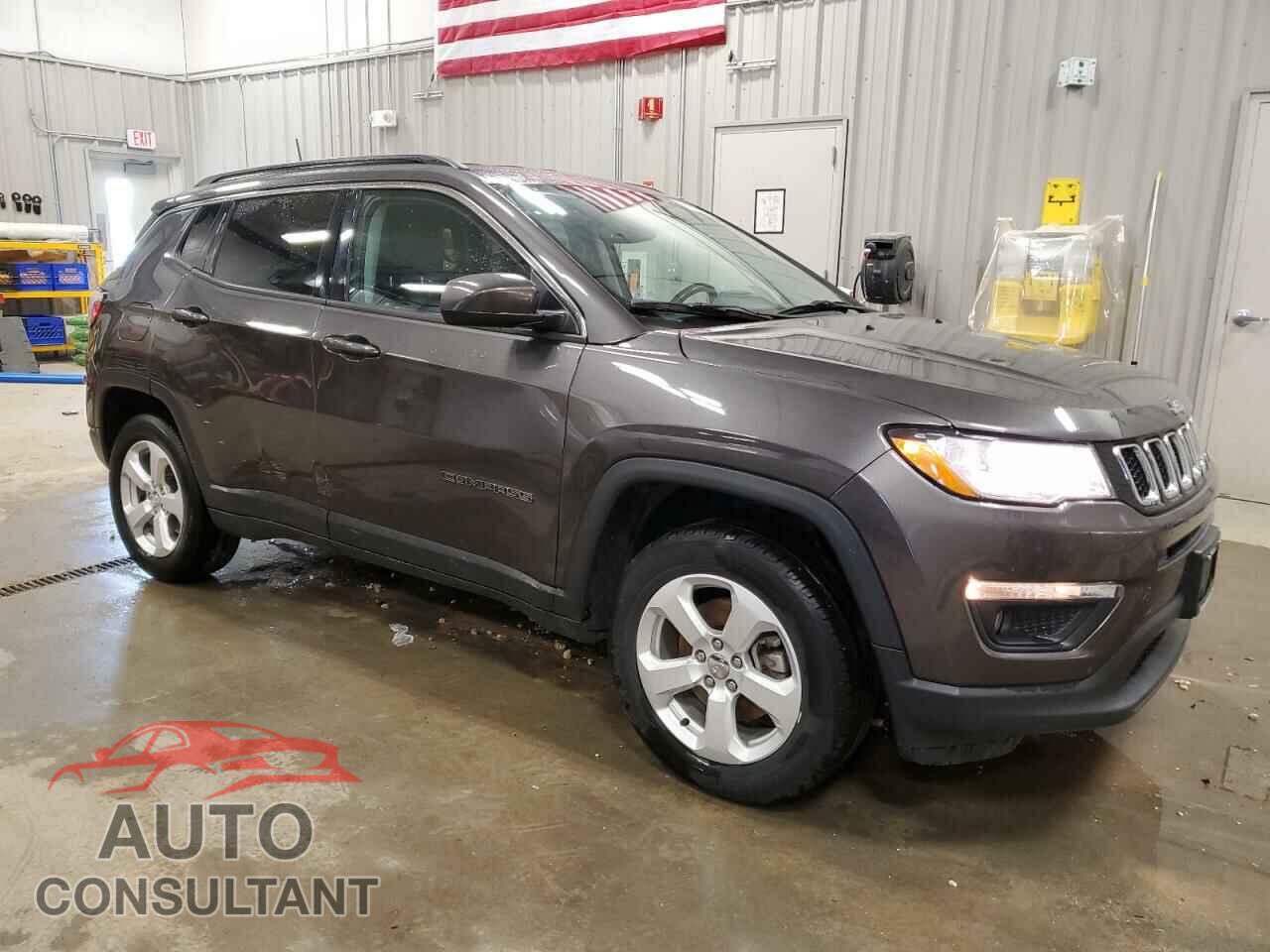 JEEP COMPASS 2018 - 3C4NJDBB9JT500235