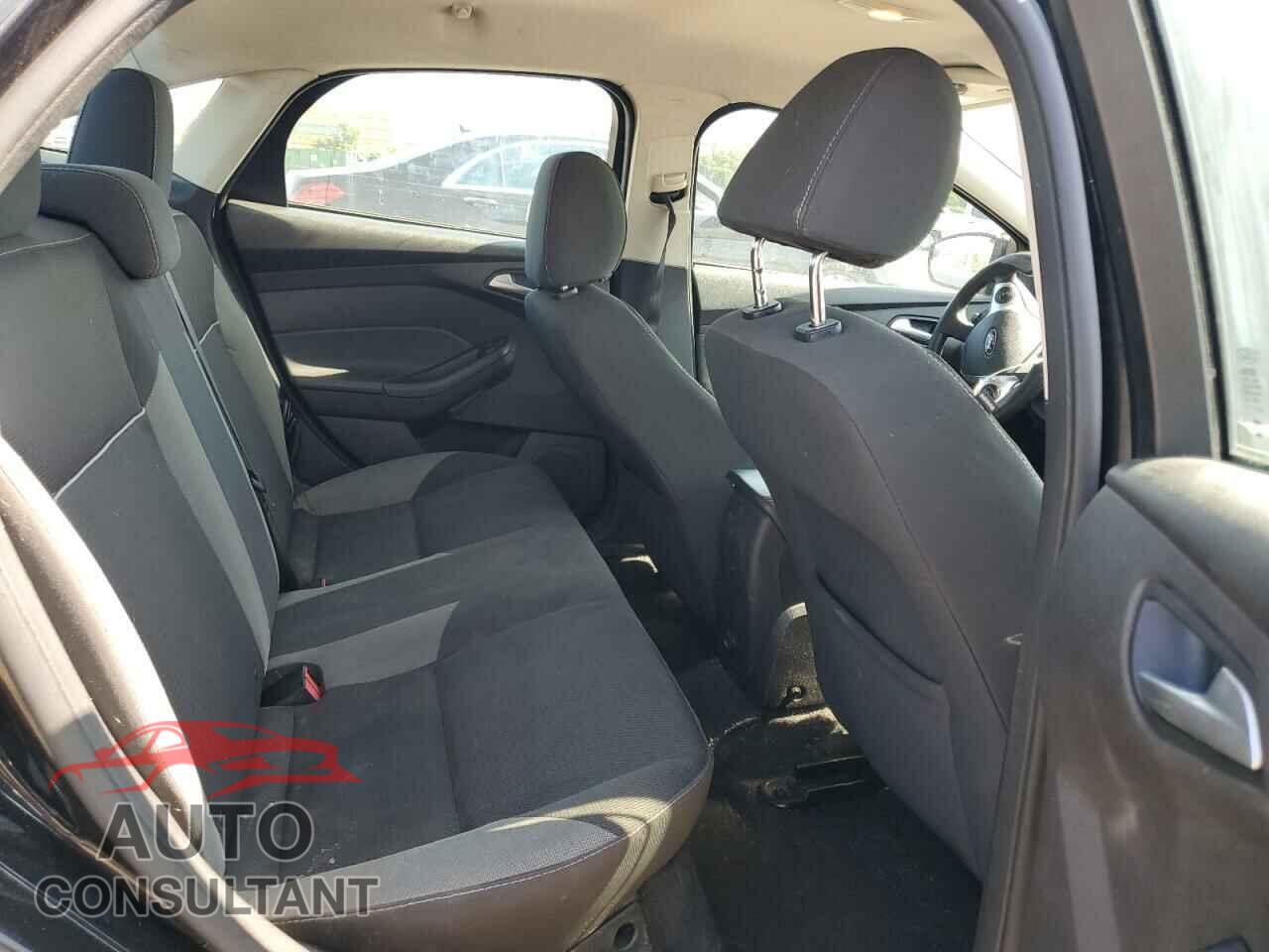 FORD FOCUS 2013 - 1FADP3F21DL286264