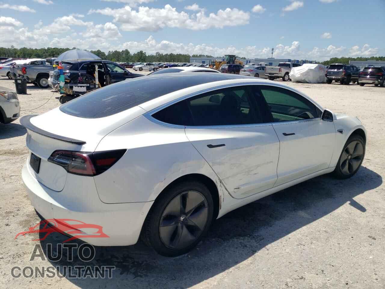 TESLA MODEL 3 2019 - 5YJ3E1EA8KF401564