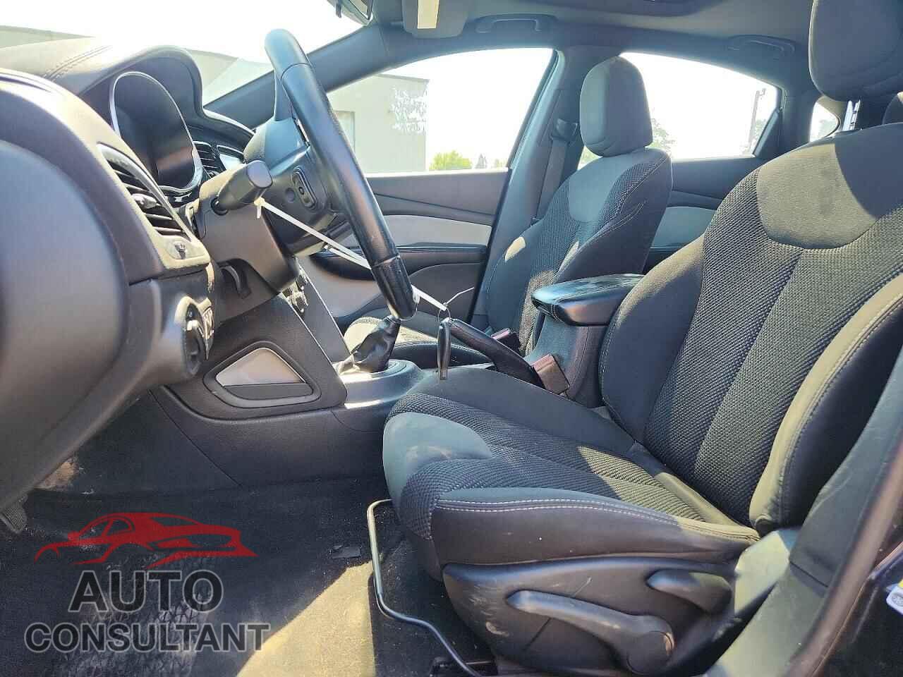 DODGE DART 2015 - 1C3CDFBB3FD117418