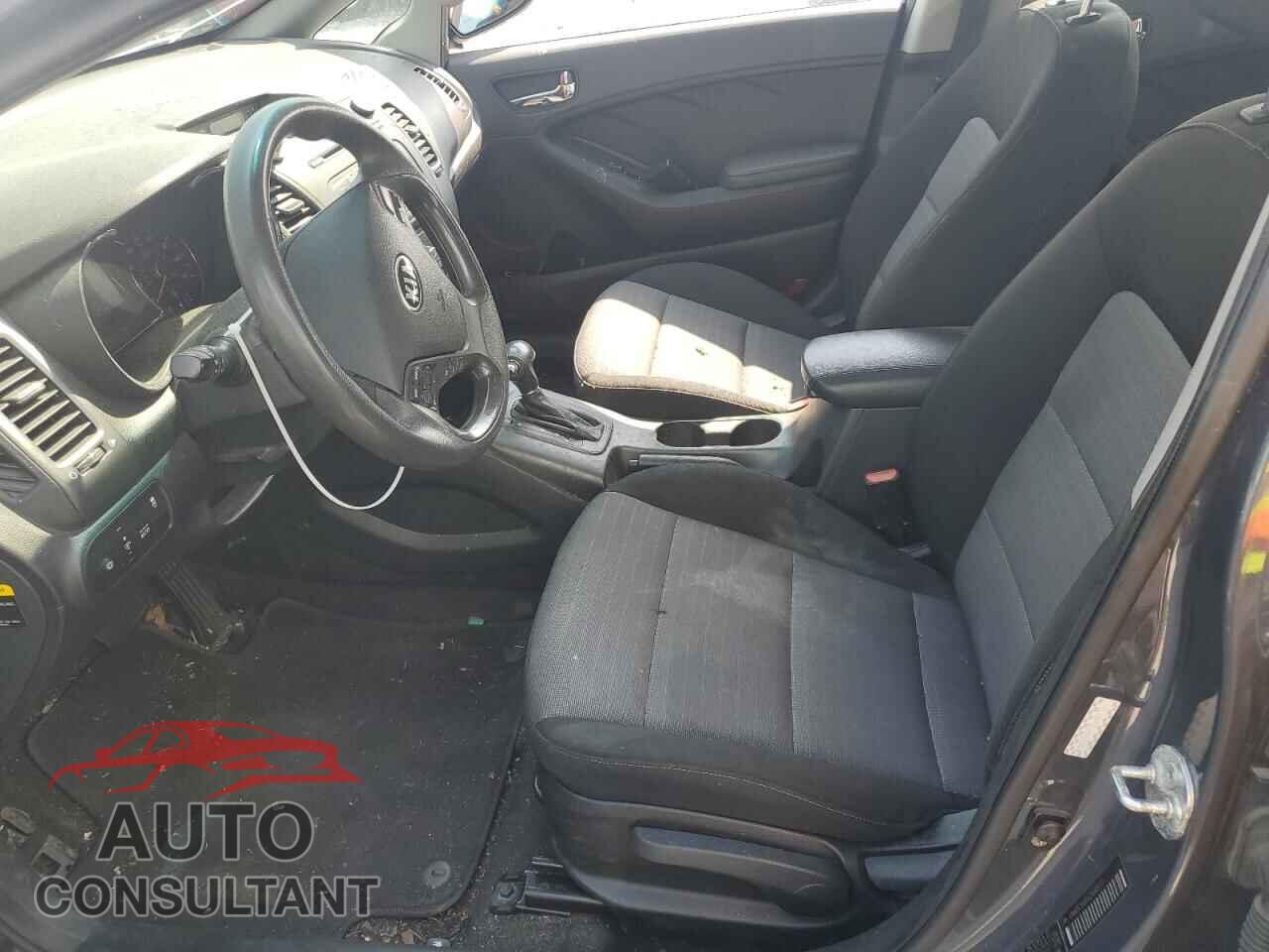 KIA FORTE 2016 - KNAFK5A85G5648773