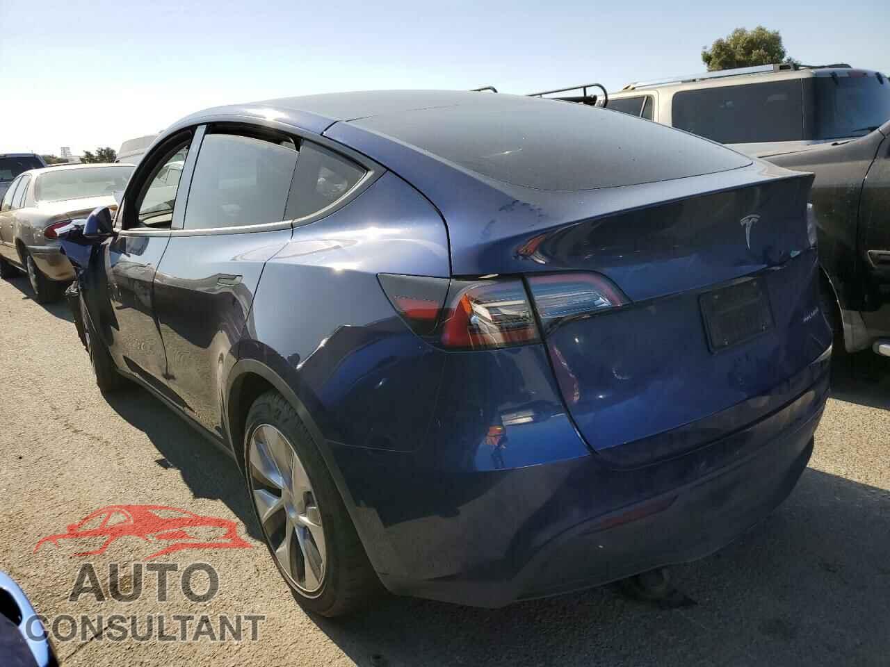 TESLA MODEL Y 2021 - 5YJYGDEEXMF172862