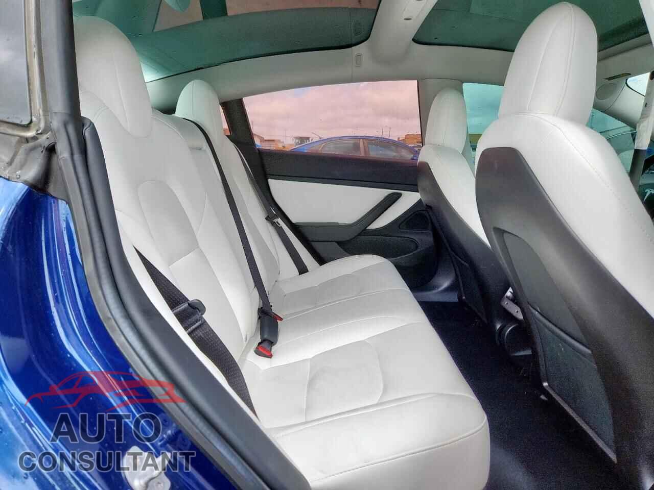 TESLA MODEL 3 2019 - 5YJ3E1EA3KF444838