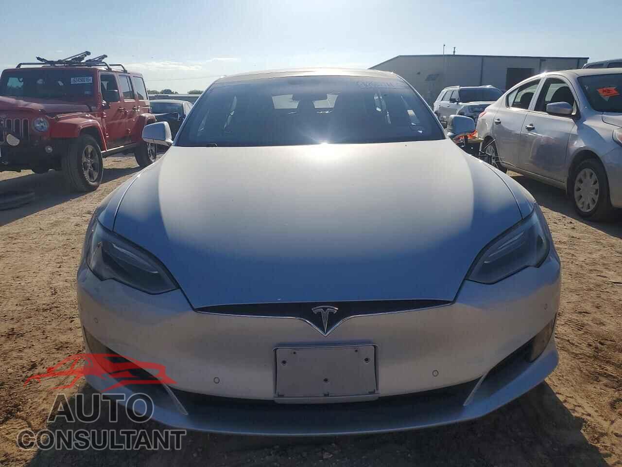 TESLA MODEL S 2016 - 5YJSA1E2XGF152546