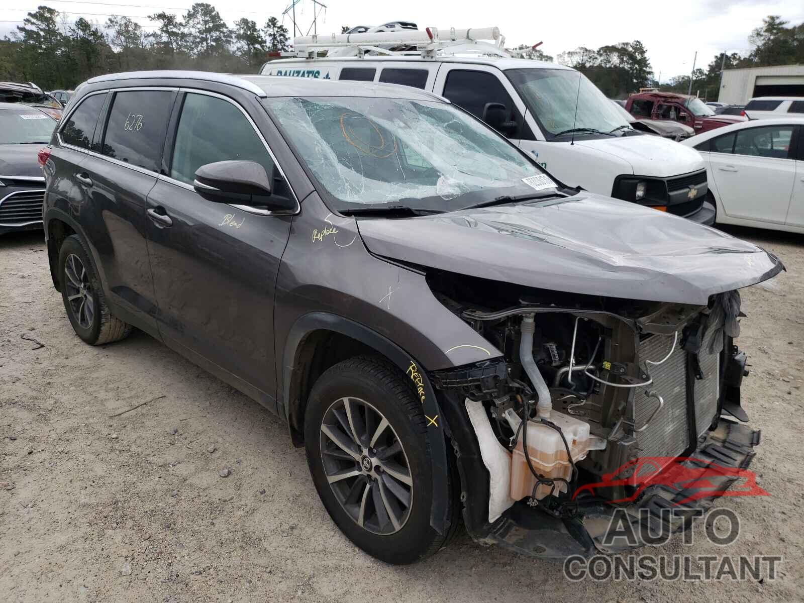 TOYOTA HIGHLANDER 2019 - 5TDJZRFH3KS601219