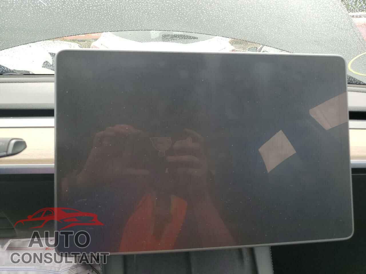TESLA MODEL 3 2021 - 5YJ3E1EB6MF048429